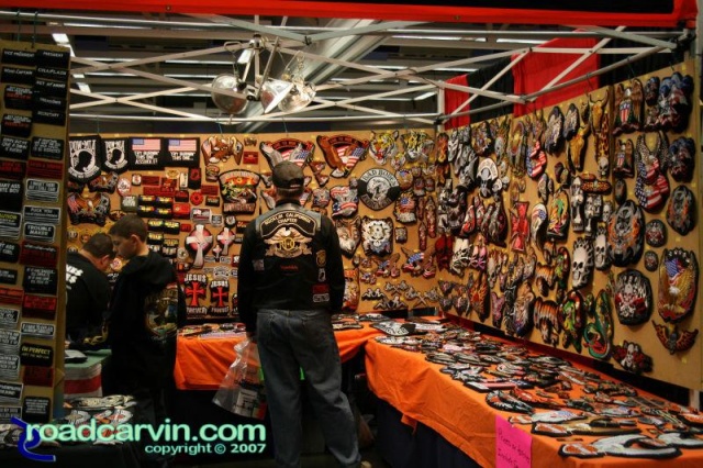 Vendors @ 2007 Easyriders Sacramento show (2007 Easyriders show vendors 001.jpg) Vendors @ 2007 Easyriders Sacramento show (2007 Easyriders show vendors 001.jpg)